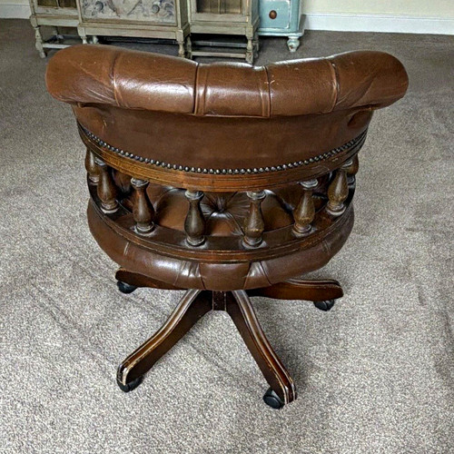 Brown leather tufted - brown,