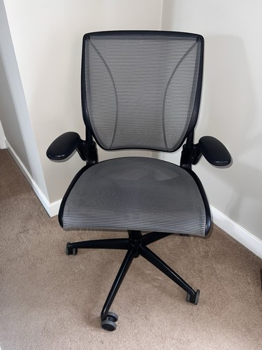Humanscale diffrient world - diffrient,