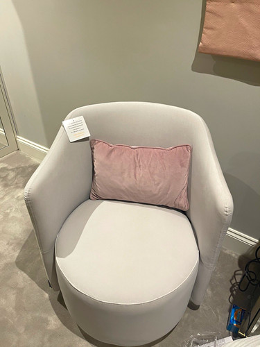 Upholstered accent tub - tub, chair