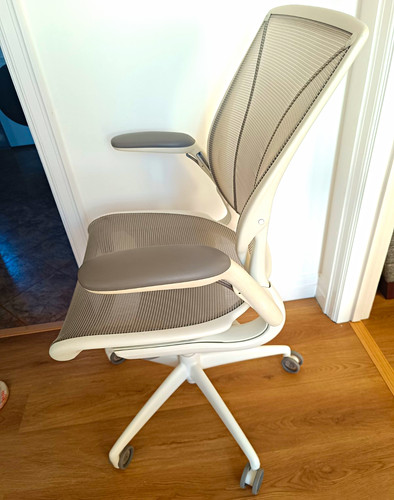 Humanscale ergonomic pellicle - humanscale,